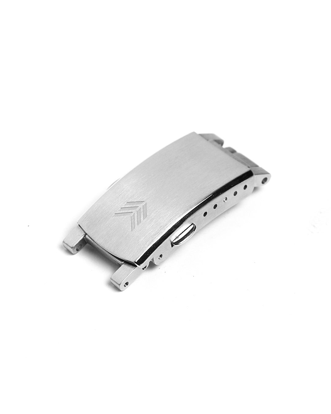 Ternion_clasp_2025_top_1080x.